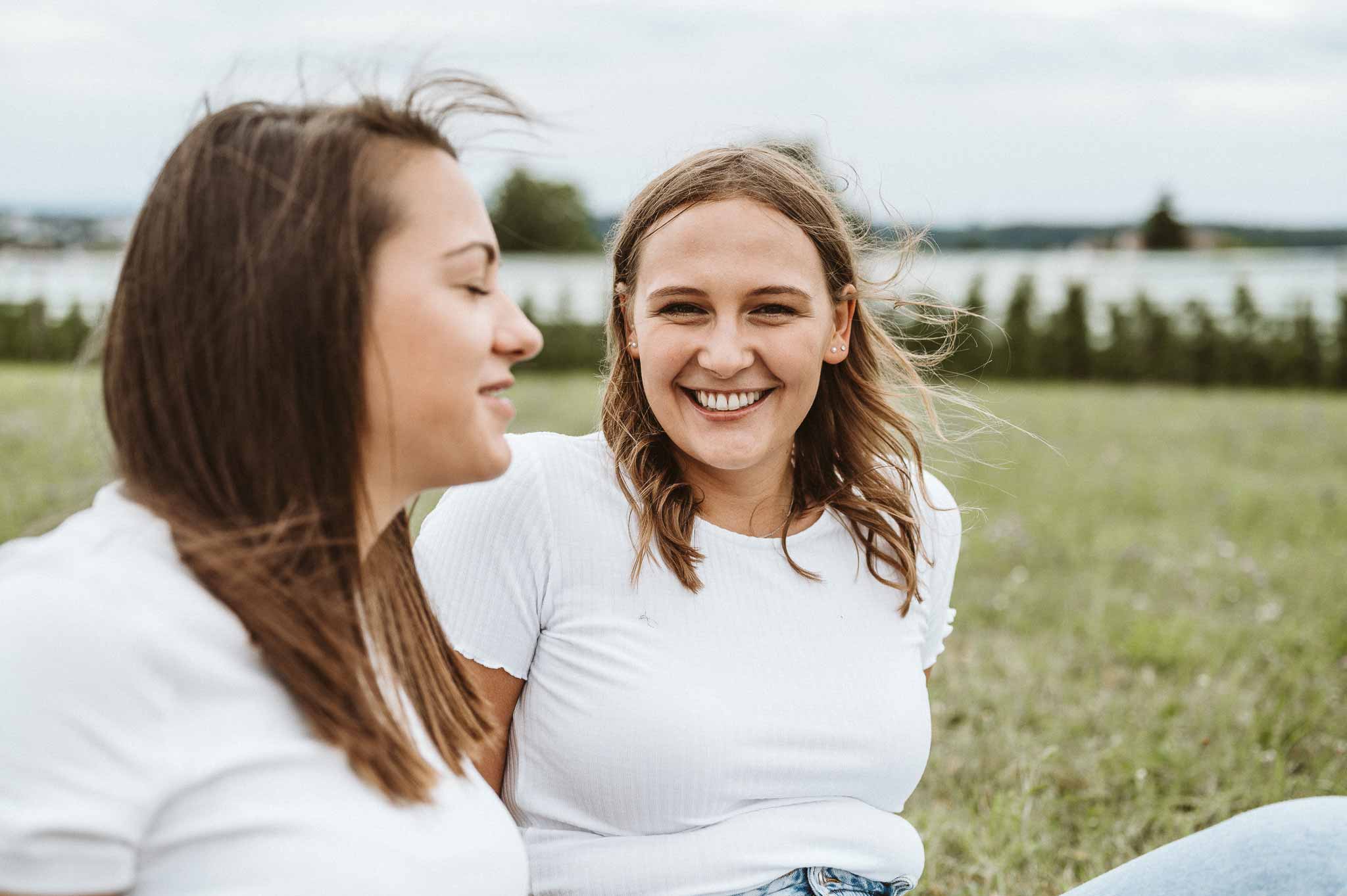Laura & Alex | Freundinnen-Shooting | Niklas Wiest | Fotograf Friedrichshafen